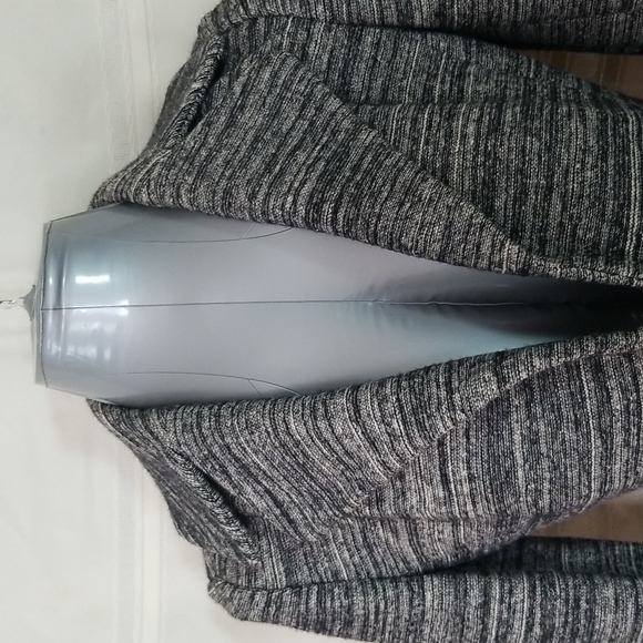 Banana Republic Woven Wool Blend Jacket - Picture 2 of 10